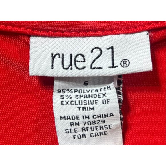Rue 21 - Women's Short Sleeve V Neck Top - Red - Small - Picture 8 of 12